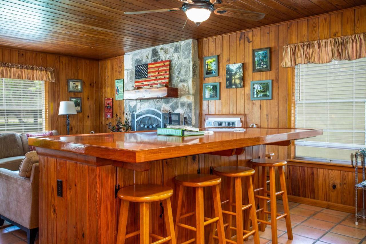 River Ridge Bandera Cabin Екстериор снимка